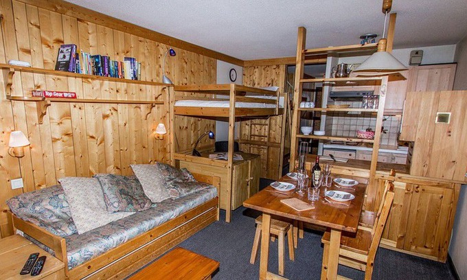 Val-d'Isere Apartment | Cozy Studio · Central Location · Balcony · Near Ski Lifts