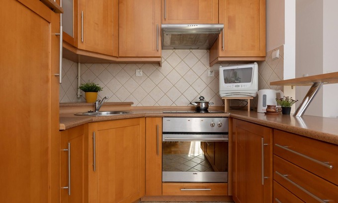 Ursynow Apartment | Cozy Studio for 4 Guests | Warsaw, Metro Imienlin