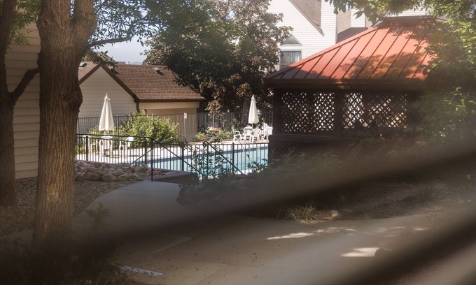 Greenwood Village Apartment | Cozy Studio Gem w/Gym & Shared Pool