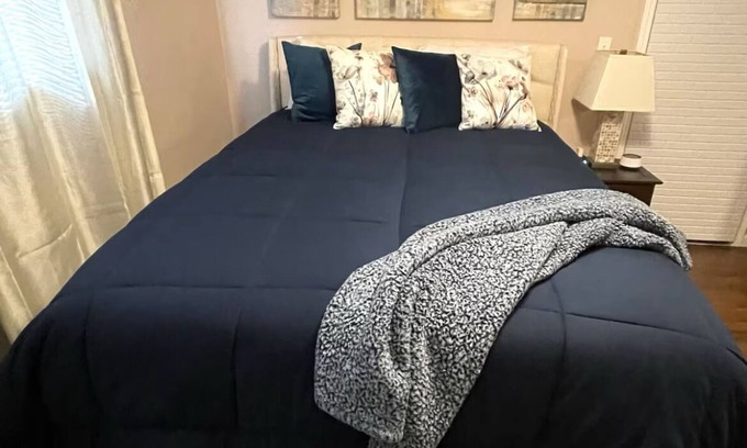 Ames Apartment | Cozy Studio Guest Suite