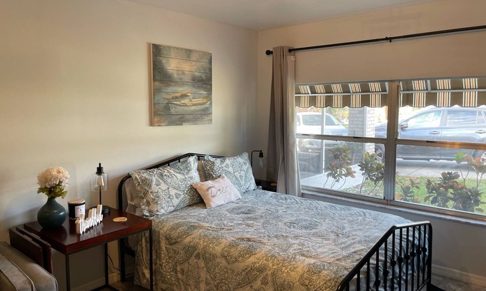 Tampa Apartment | Cozy Studio, near Raymond James Stadium