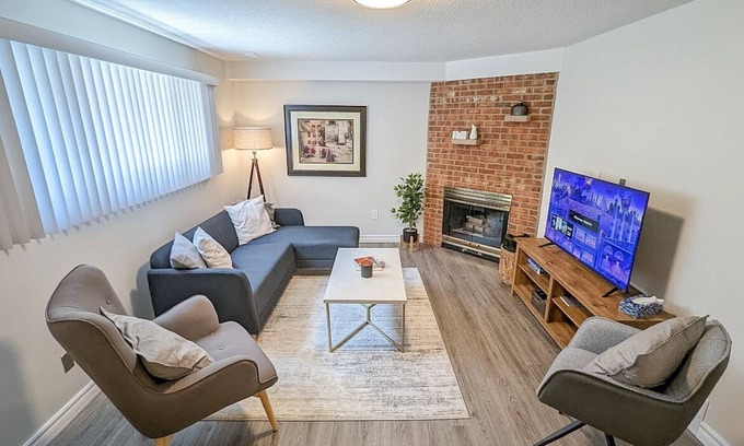 St. Catharines Apartment | Cozy suite near DT St.Catharines & Niagara