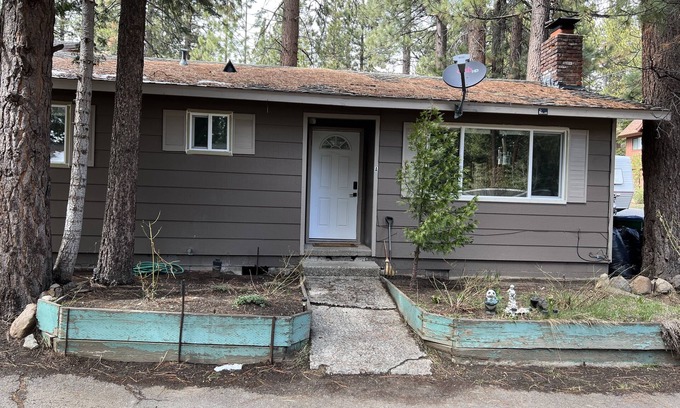 Incline Village Cottage | Cozy Tahoe Cottage