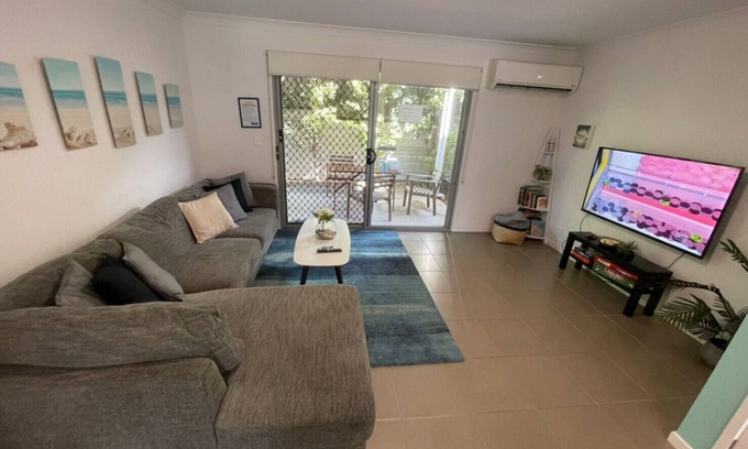 Kallangur House | Cozy townhouse in Dakabin ideal for young family