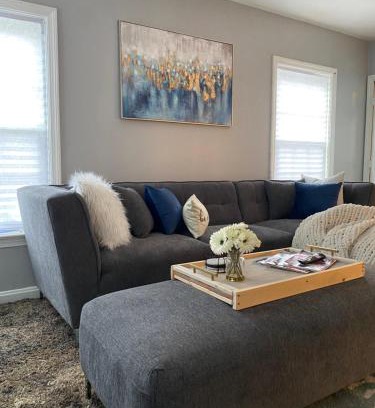 Cleveland Heights Apartment | Cozy, Upstairs Apartment Pets Welcome with fee Family Friendly Close to Everything