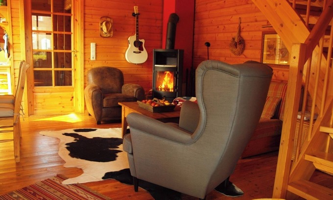 Oberharz am Brocken House | Cozy vacation home with fireplace furnished in western style.