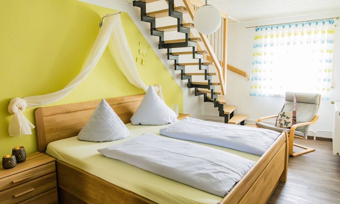 Absberg Apartment | Cozy vacation apartment for 4 people with terrace