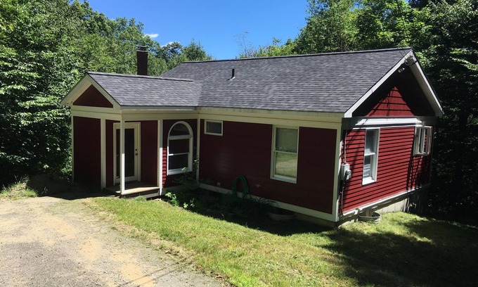 Wilmington House | Cozy Vermont home for your Summer and Fall getaway