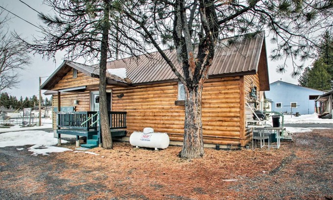 Winchester House | Cozy Winchester Lake Cabin HuntingandFishing Haven!