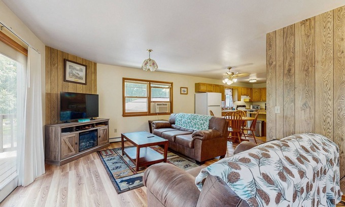 Friendship House | Cozy wooded duplex w/WiFi, full kitchen, shared W/D & near lakes & trails