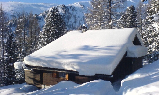 Reichenau Cabin | Cozy wooden cabin 1800m above sea level, guaranteed snow, slight convenience