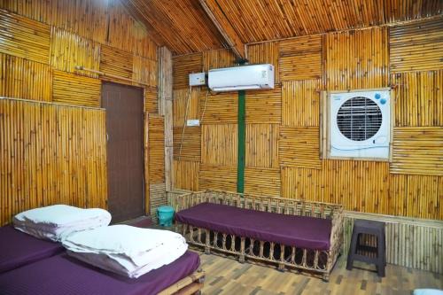 Dhunar Gaon Hotel | Cradle of Life
