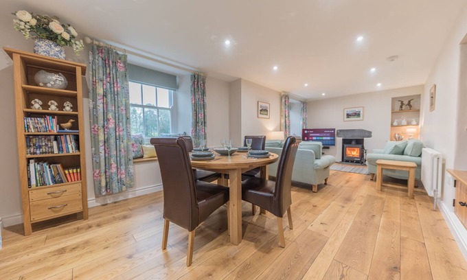 Torver Cottage | Cragg Cottage | Torver, Coniston - sleeps 4 guests in 2 bedrooms