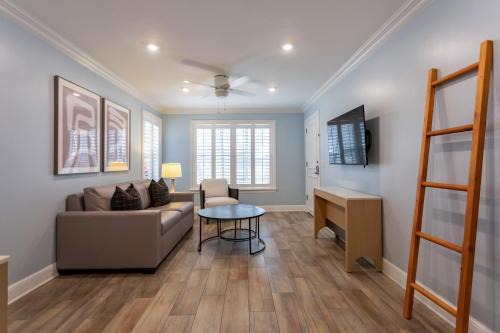 Delray Beach Hotel | Crane's Beach House Boutique Hotel & Luxury Villas