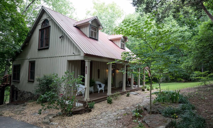 Halfway Cabin | Creekview at Bays Fork Creekn