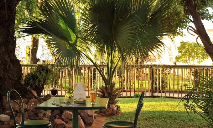 Palapye Hotel | Cresta Botsalo