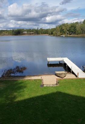 Twin Lake House | Crocker Lake Escape
