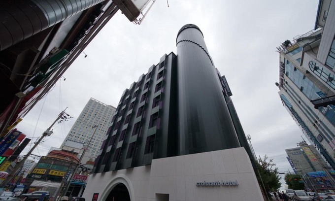 Guri Hotel | Croissant Hotel Guri by Aank