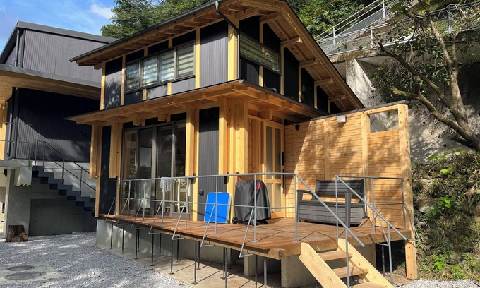 Otoyo Cabin | CrossFit Otoyo Strength TINY HOUSE