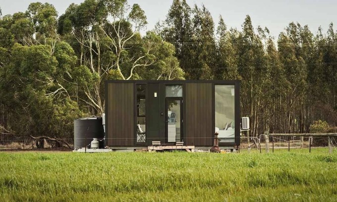 Trawalla House | Crossing Pines by Tiny Away