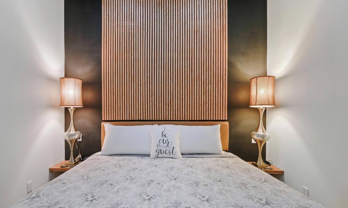 Carthage Apartment | Crossroads Suite: Steps Away from Historic Rt. 66 and Carthage Square