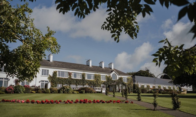 Mount Nugent Hotel | Crover House Hotel