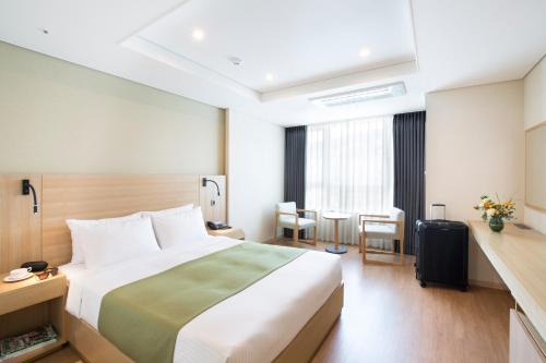 Jung-gu Hotel | Crown Harbor Hotel Busan