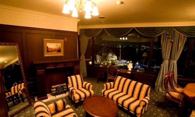 Hiratsuka Hotel | crown suite room/Hiratsuka Kanagawa