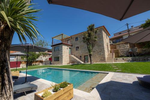 Moncao Apartment | Cruzeiros Guest House, piscina, jacuzi, grupos