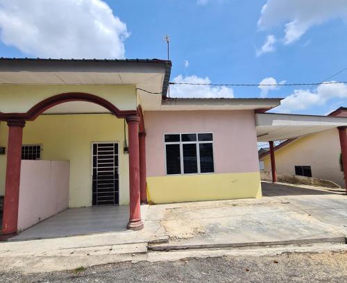 Kampung Tokong House | Ct Homestay