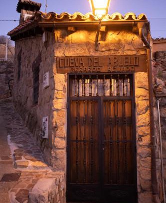 El Molar House | Cueva del abuelo