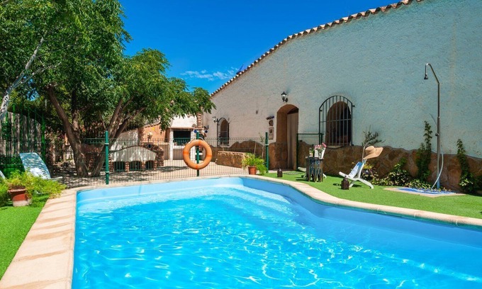 Hinojares Villa | Cueva del Mesto Hinojares by Ruralidays