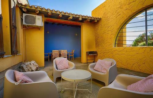 Valtierra House | Cuevas de las Bardenas