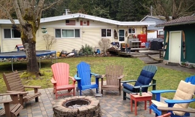 Cultus Lake House | Cultus Lake Paradise In the Park, Large and big backyard with a large fire pit!