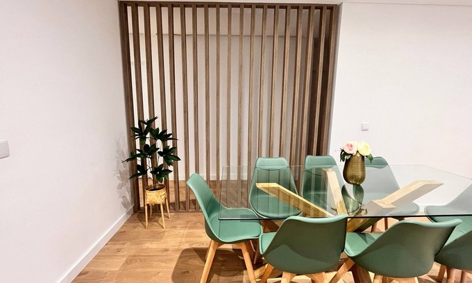 Guimaraes Condo | Cunha's Apartment - city center