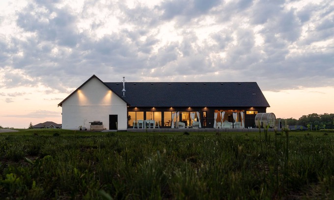 New Bothwell House | Custom cozy home on the river