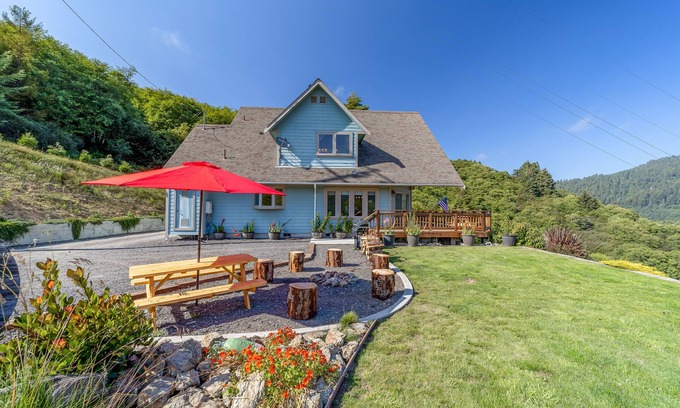 Orick House | Custom home overlooking Redwood Creek Valley - hot tub, furnished deck & firepit