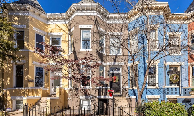 Near Northeast Apartment | Cute 1 Bedroom Apartment near Union Market