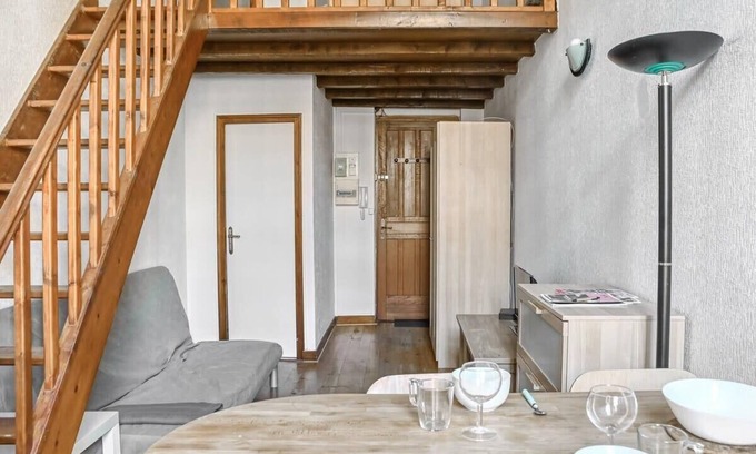 2nd Arrondissement Apartment | Cute Duplex Perrache - Civil lease
