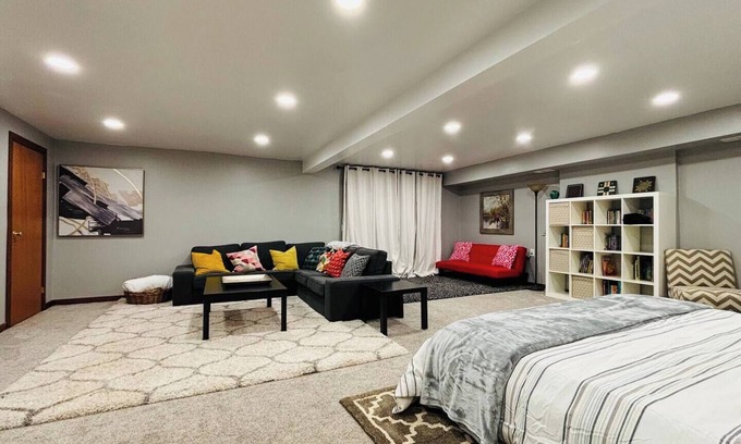 Clark County Apartment | Cute practical walkout basement studio