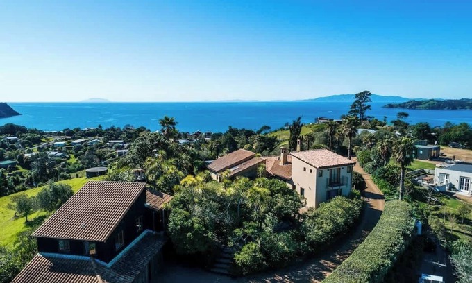 Onetangi House | Cypress Ridge Estate | Stay Waiheke