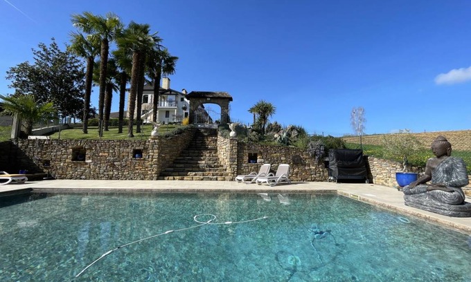 Asson House | CYRALIE