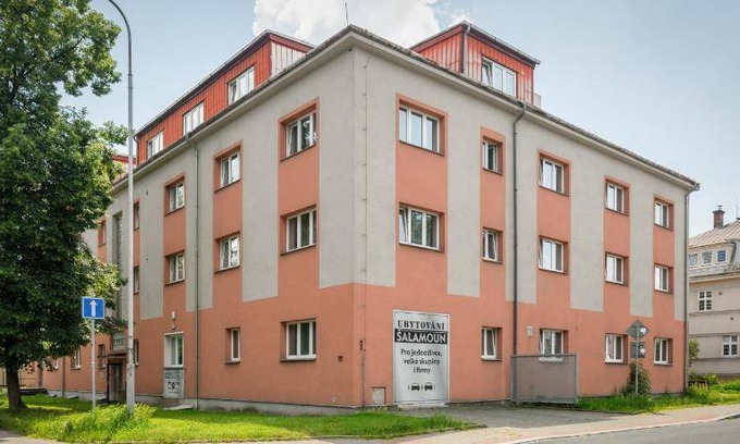 Ostrava Hostel | 120 m² Hostel ∙ 5 bedrooms ∙ 13 guests