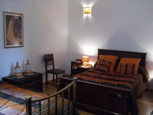 Montigny-les-Vaucouleurs Bed & Breakfast | Détente à Montigny : 4 Chambres, Terrasse, Jardin - FR-1-585-154