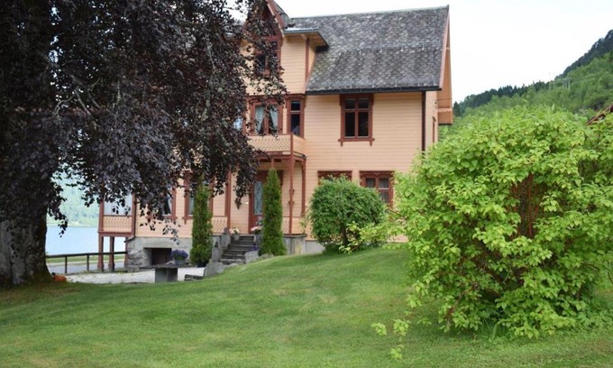 Luster House | Døsen Gård