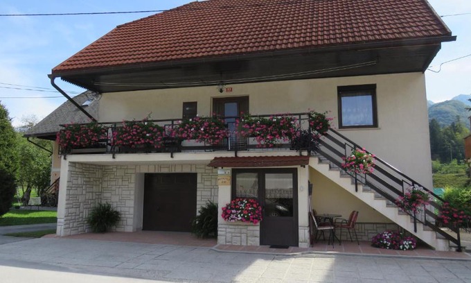 Cezsoca Apartment | D-D
