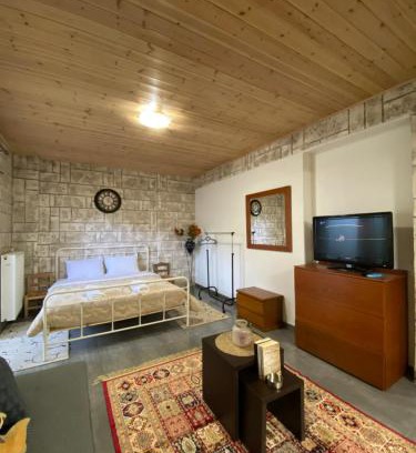Patras Apartment | D&M LIVING STUDIO Patra