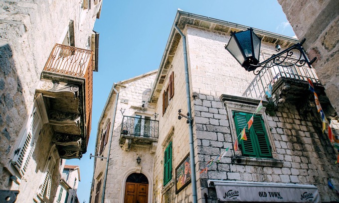 Kotor Old Town Apartment | D & Sons Apartments