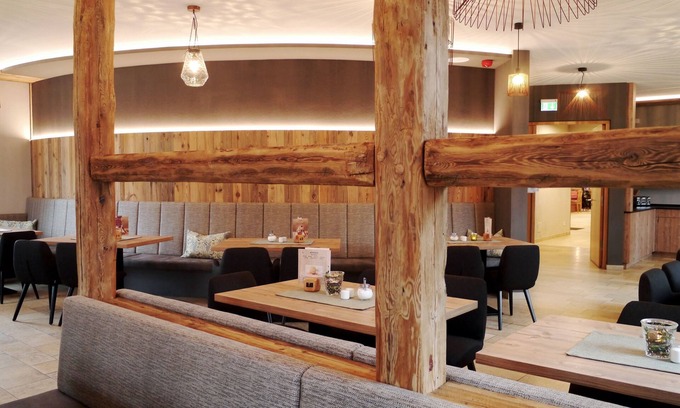 Neunburg vorm Wald House | Da`Sporrer Hotel & Wirtshaus