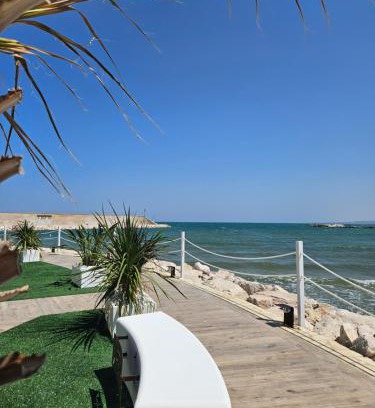 Marina di Montenero Hotel | DADA Suites and Sea